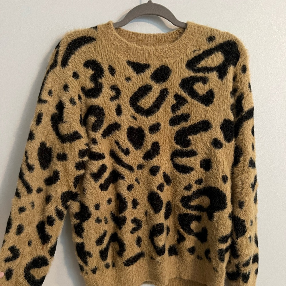 Fuzzy leopard sweater